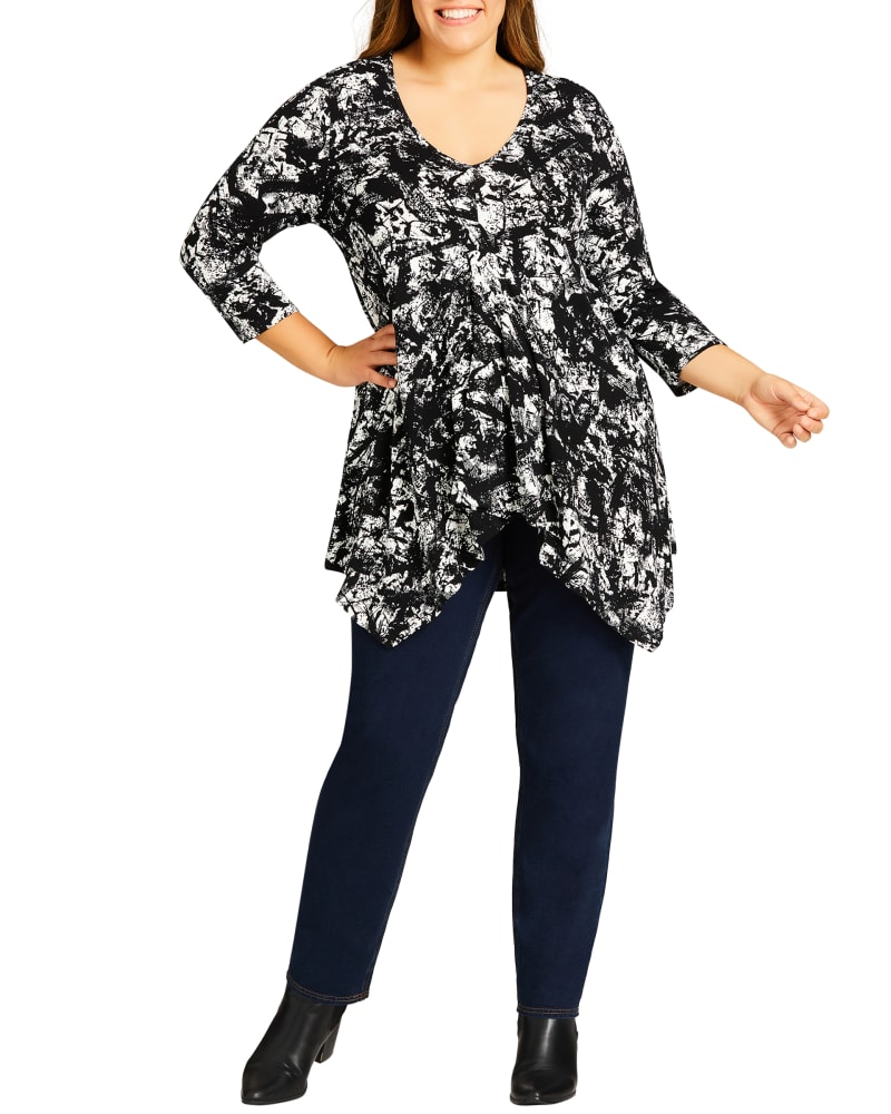 Plus size model wearing Kaz Dark Wash Pull On Jean by Avenue | Dia&Co | dia_product_style_image_id:192115